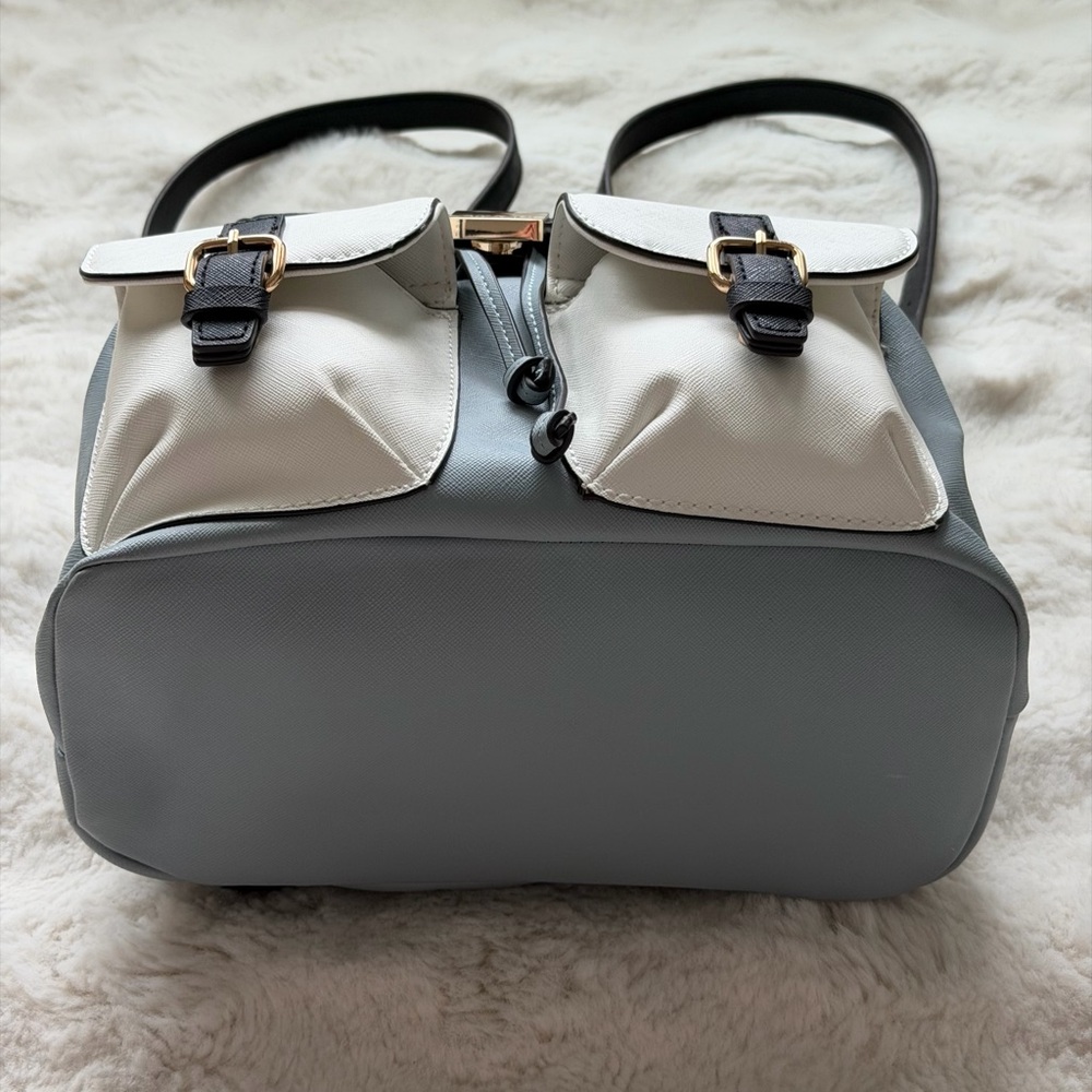 Everyday GUESS Gammill White, Light Blue & Black Dual Buckled Pockets Backpack - Picture 9 of 16